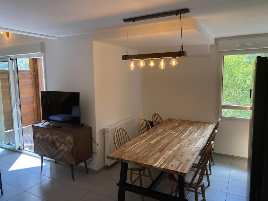 Charmant T4 Duplex Vue Montagne Loudenvielle Dış mekan fotoğraf